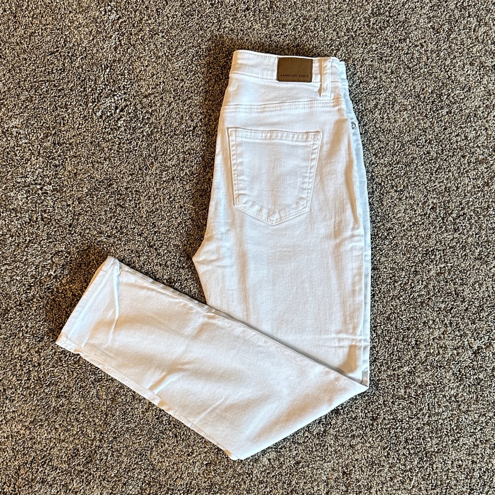 American Eagle Outfitters Women's mom Jeans